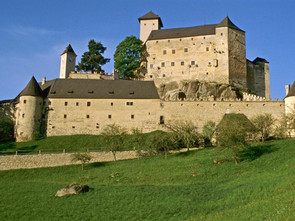 Отель Prinzenhof Gross Gerungs Экстерьер фото
